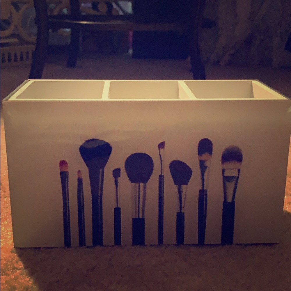 makeup storage bin
